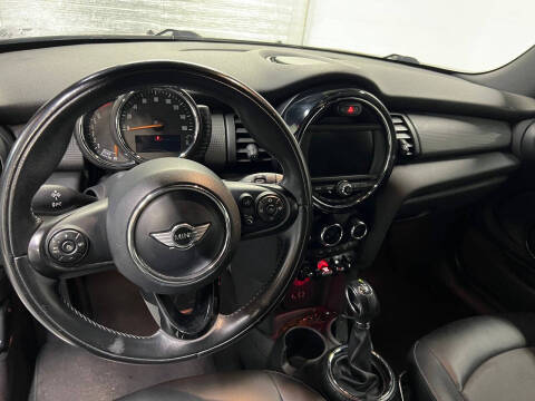 2016 MINI Hardtop 2 Door Cooper