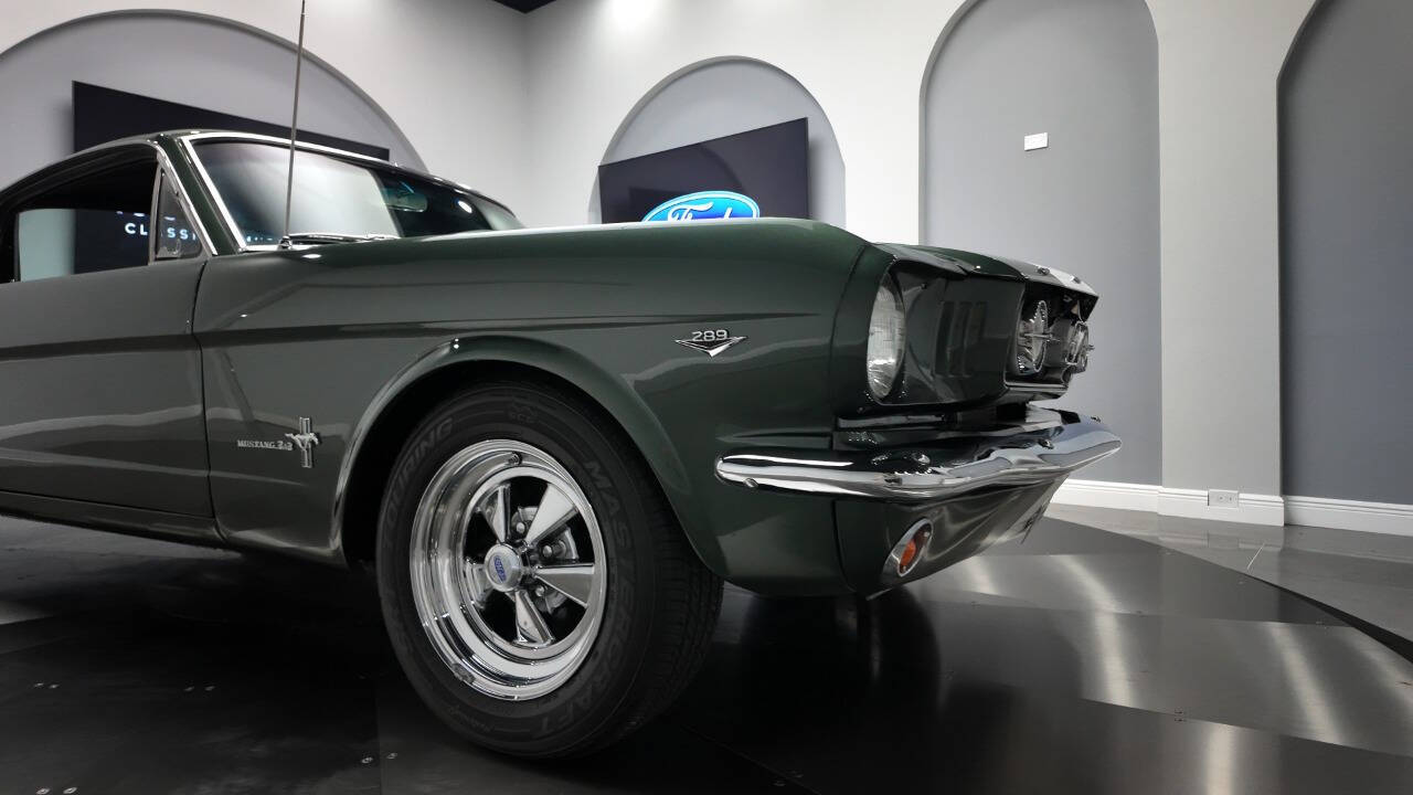 1965 Ford Mustang 12