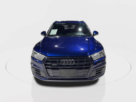 2020 Audi Q5 quattro Titanium Premium 45 TFSI
