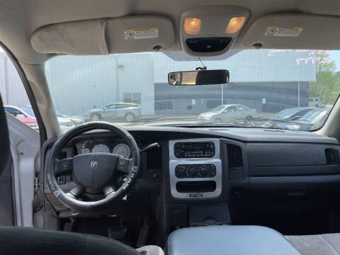 2005 Dodge Ram 1500 SLT