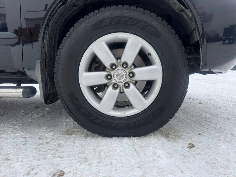 2012 Nissan Titan SV