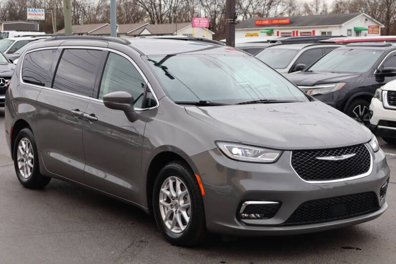 2022 Chrysler Pacifica Touring L