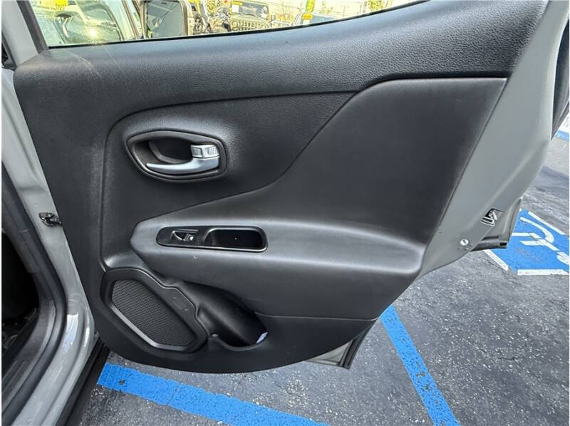 2020 Jeep Renegade Altitude