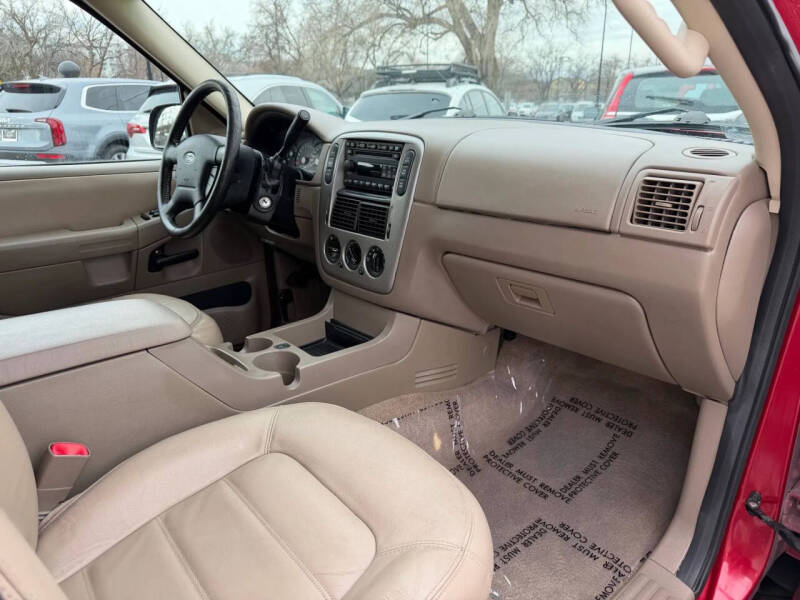 2005 Ford Explorer XLT