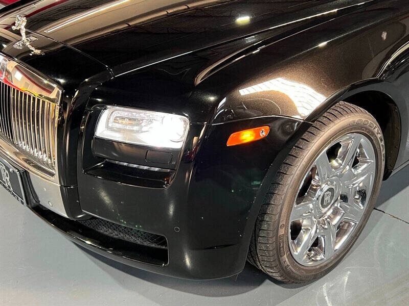 2010 Rolls-Royce Ghost Base photo 9