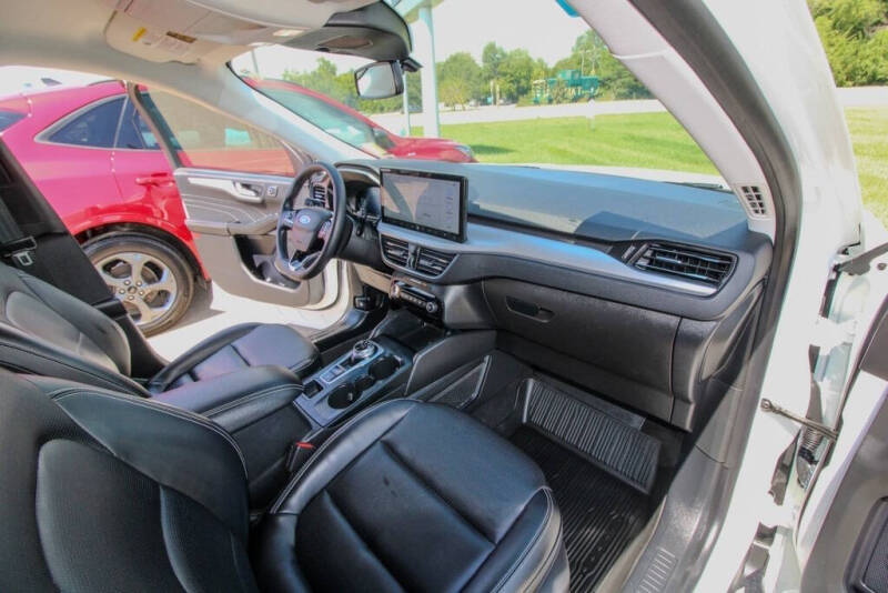 2023 Ford Escape Platinum