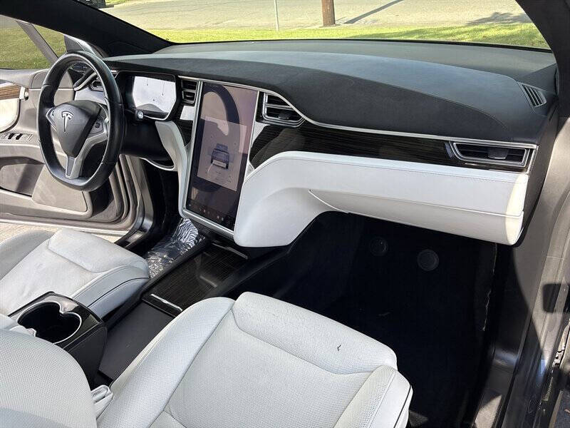2016 Tesla Model X