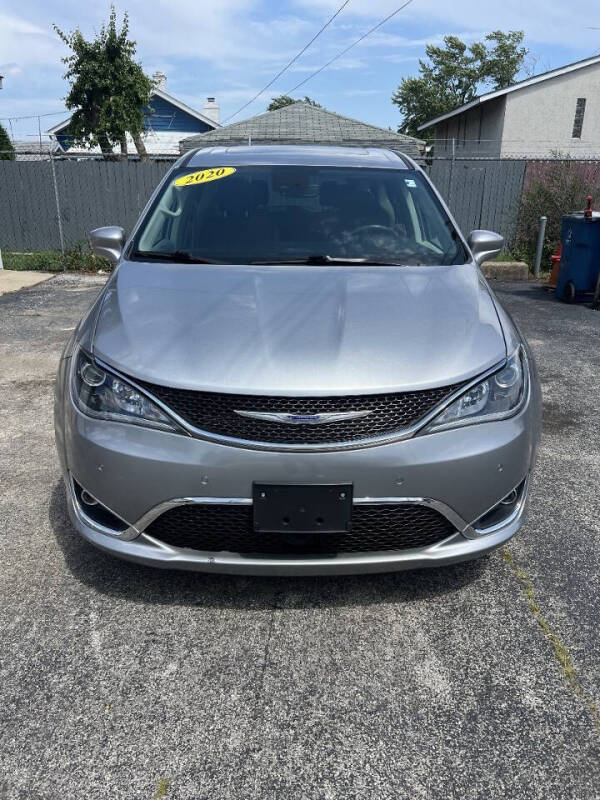 2020 Chrysler Pacifica Touring
