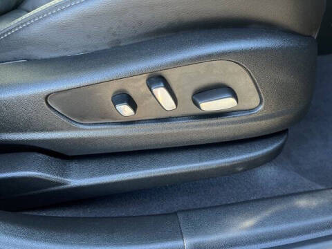 2025 Cadillac XT6 Sport