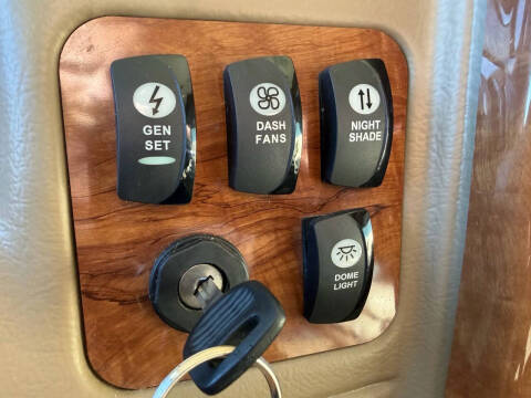 2012 Freightliner XCS Chassis