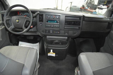 2025 Chevrolet Express LS 3500
