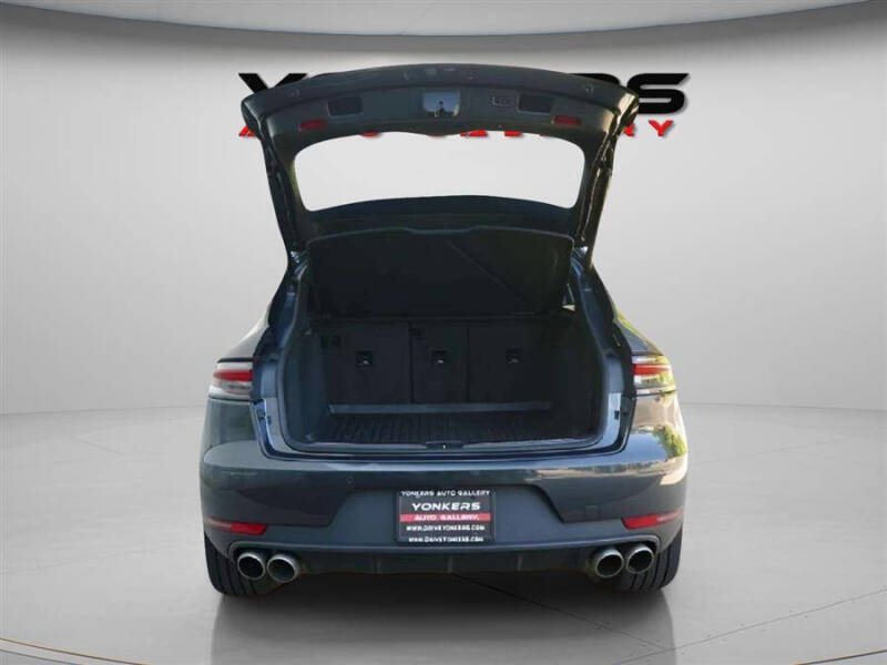 2021 Porsche Macan S