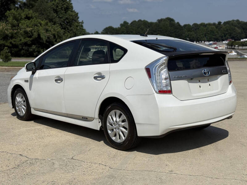 2013 Toyota Prius Plug-in Hybrid