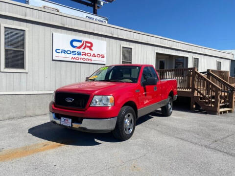 2005 Ford F-150 for sale at CROSSROADS MOTORS in Knoxville TN