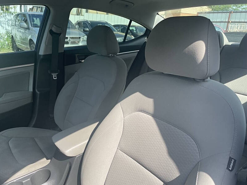 2020 Hyundai Elantra