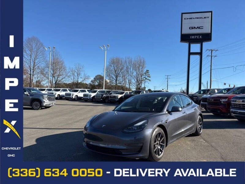 2021 Tesla Model 3 Base's photo
