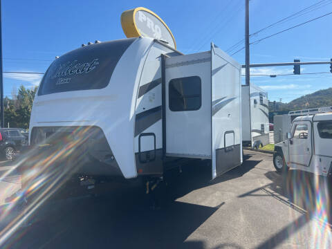 2018 Forest River Wildcat Maxx T32TSX for sale at Pro Motors in Roseburg OR