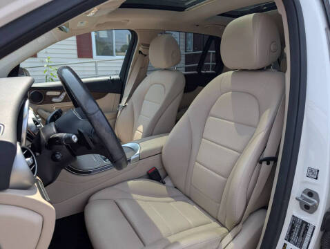 2021 Mercedes-Benz GLC GLC 300 4MATIC