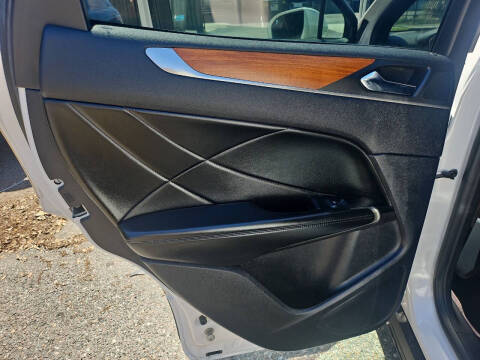 2017 Lincoln MKC Select