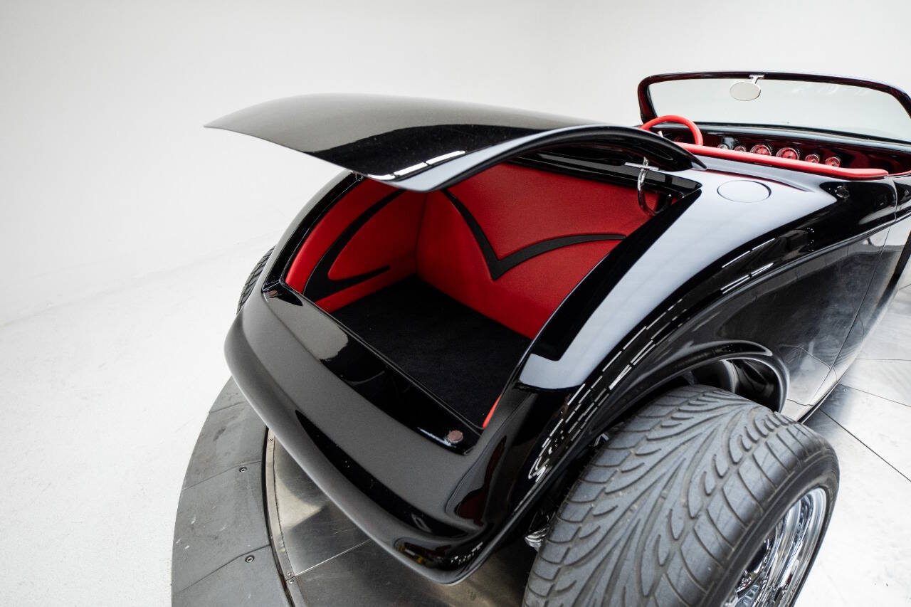 1933 Ford Model 40 81