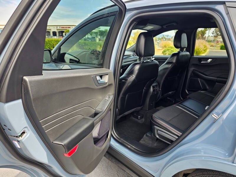 2024 Ford Escape ST-Line