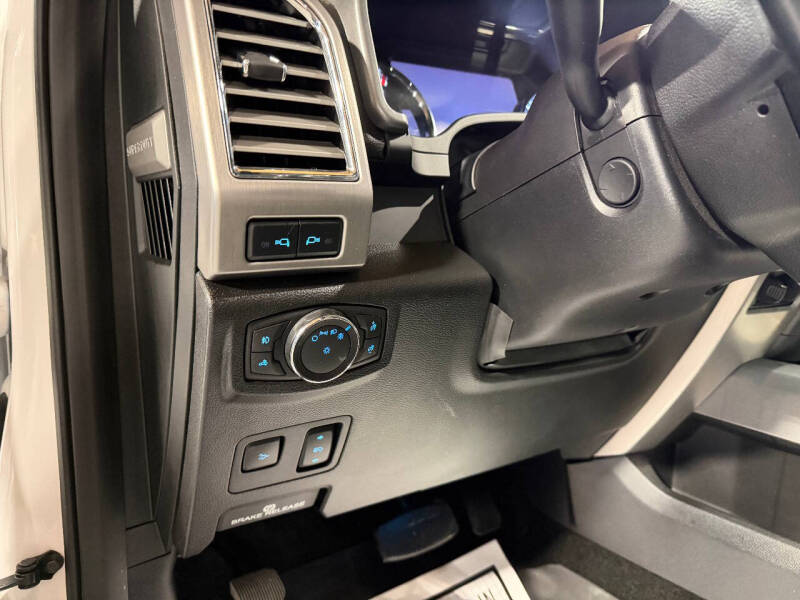 2017 Ford F-350 Super Duty Platinum