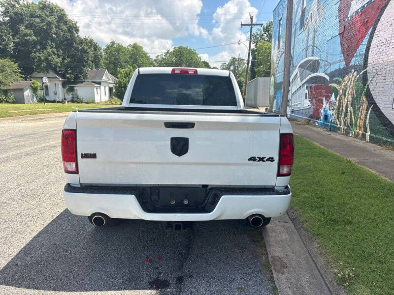 2016 RAM 1500 Express