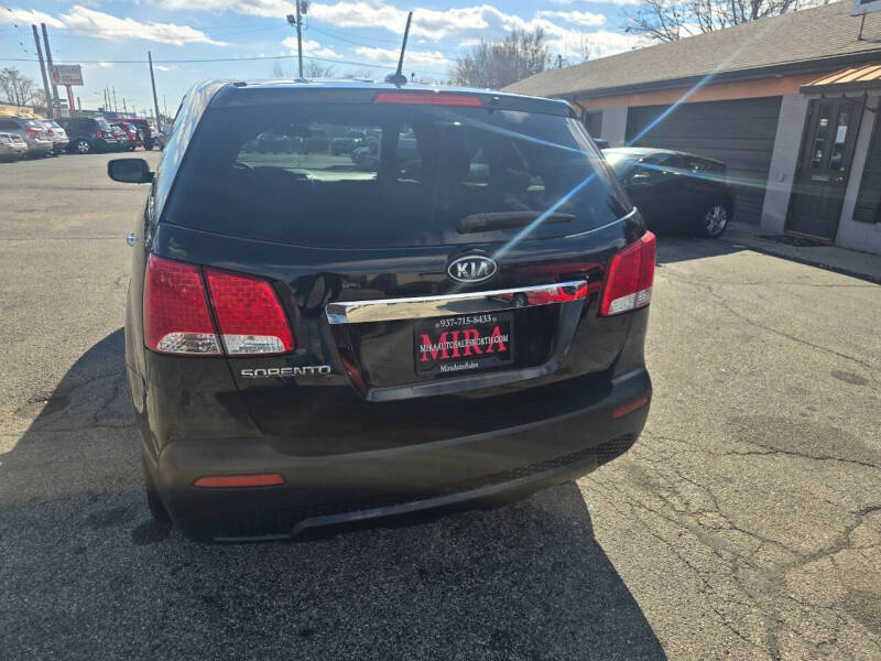 2012 Kia Sorento LX