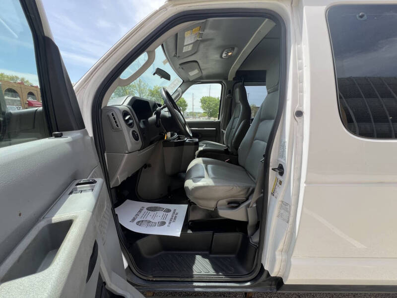 2013 Ford E-Series E-250