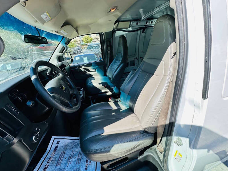 2019 Chevrolet Express 2500