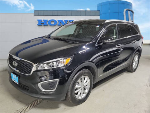 2016 Kia Sorento LX