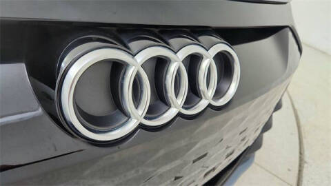 2022 Audi e-tron GT quattro Premium Plus