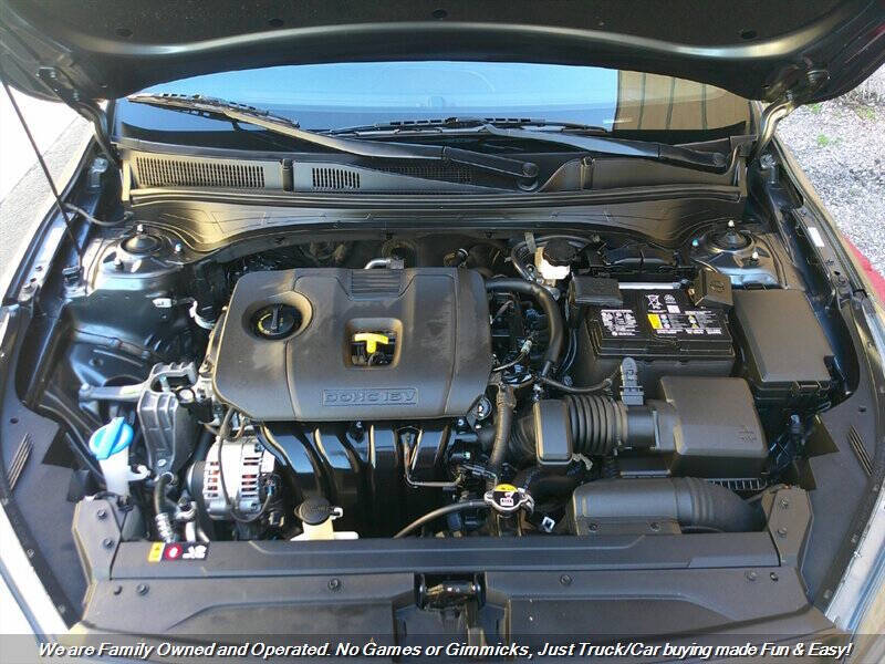 2022 Kia Forte GT Line