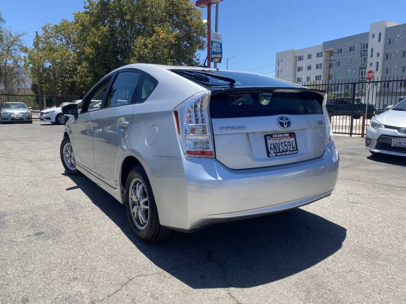 2010 Toyota Prius II