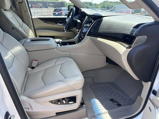 2020 Cadillac Escalade Luxury