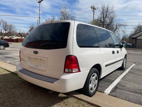 2004 Ford Freestar S