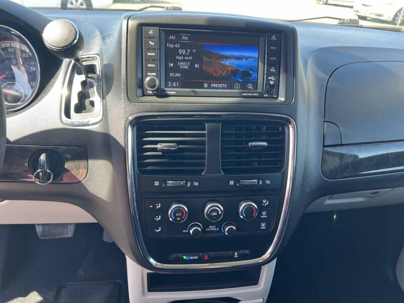 2019 Dodge Grand Caravan SE