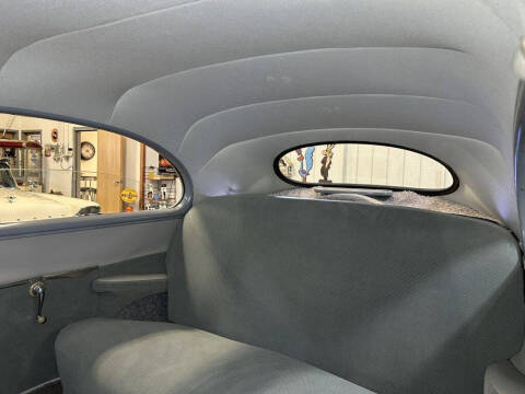 1947 Ford Super Deluxe