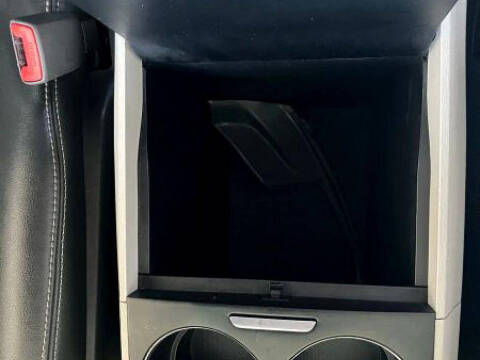 2011 Toyota Sienna SE 8-Passenger