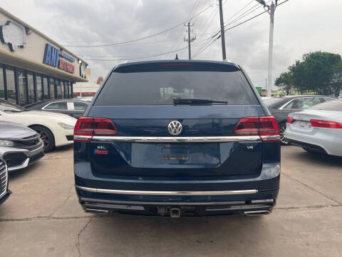 2019 Volkswagen Atlas V6 SEL R-Line