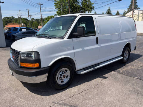 2018 GMC Savana 2500