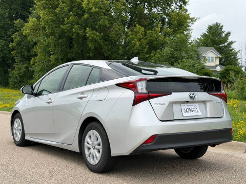 2019 Toyota Prius LE