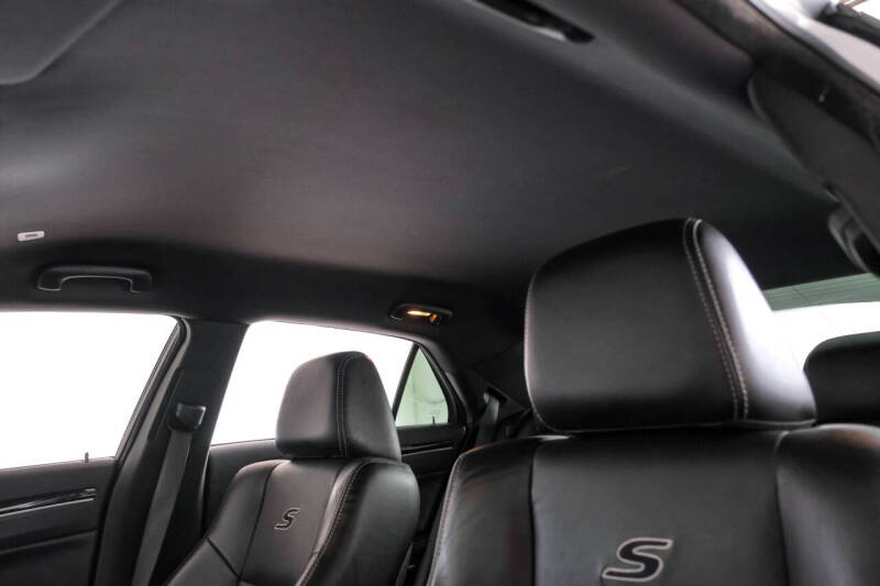 2021 Chrysler 300 S V6