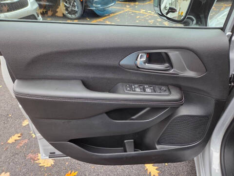 2026 Chrysler Voyager LX