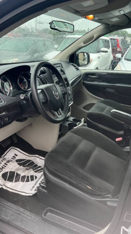 2016 Dodge Grand Caravan SE