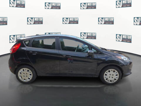 2014 Ford Fiesta S