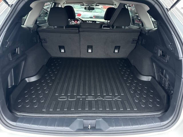 2024 Subaru Outback Premium