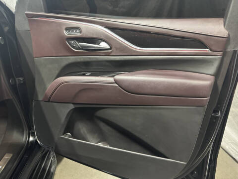 2024 Cadillac Escalade ESV Premium Luxury Platinum