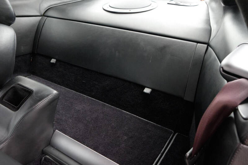 2003 Aston Martin V12 Vanquish