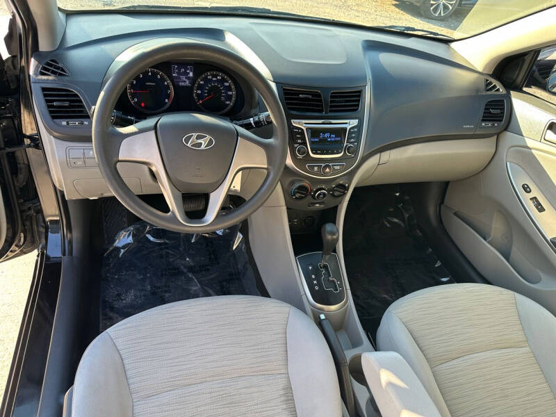 2017 Hyundai Accent Value Edition